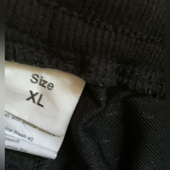 Men’s Tapered Sweatpants Black Size XLarge - Picture 2 of 5